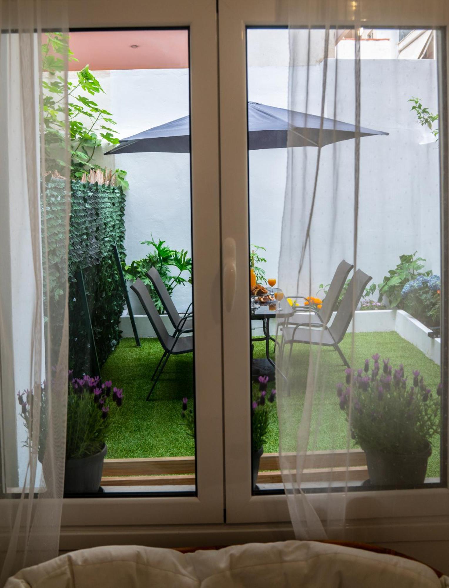 Lux Garden Apartment Near Acropolis In The Heart Of Athens Luaran gambar